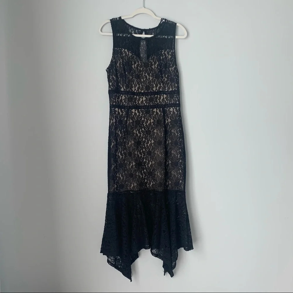 Velvet fleur sleeveless lace black dress size 8